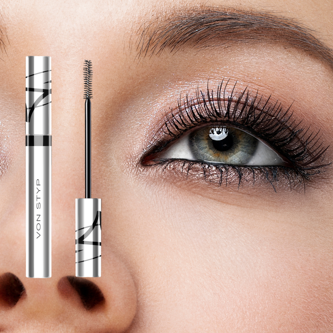 False Lashes Volume Mascara